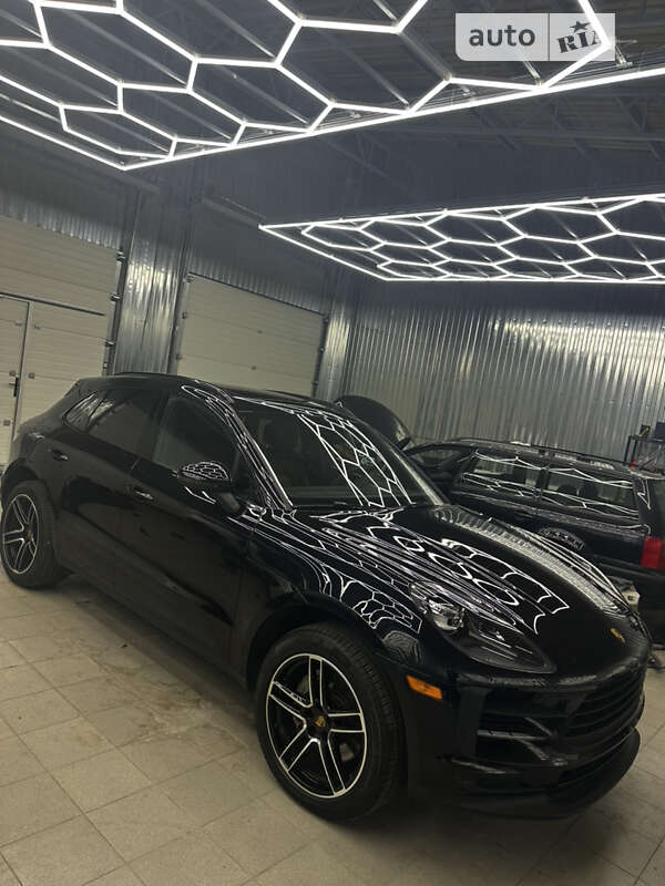 Внедорожник / Кроссовер Porsche Macan 2021 в Киеве