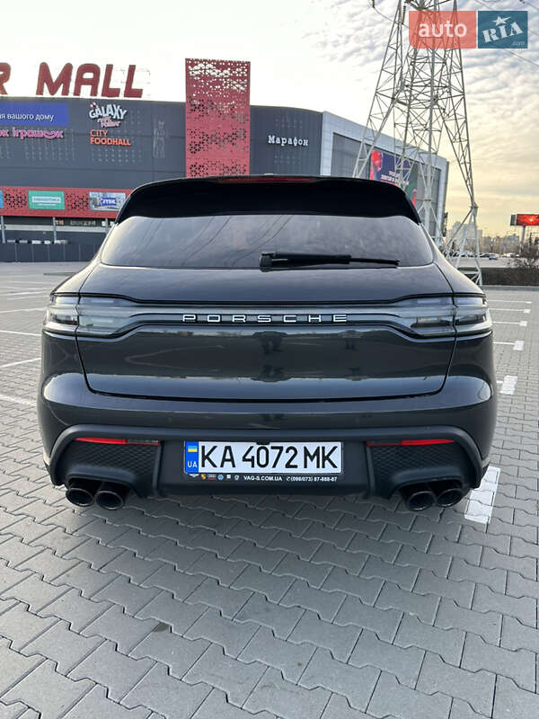 Внедорожник / Кроссовер Porsche Macan 2016 в Киеве
