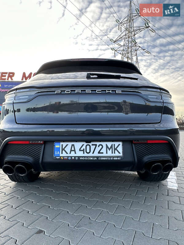 Внедорожник / Кроссовер Porsche Macan 2016 в Киеве