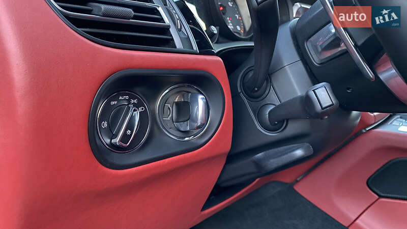 Внедорожник / Кроссовер Porsche Macan 2021 в Львове