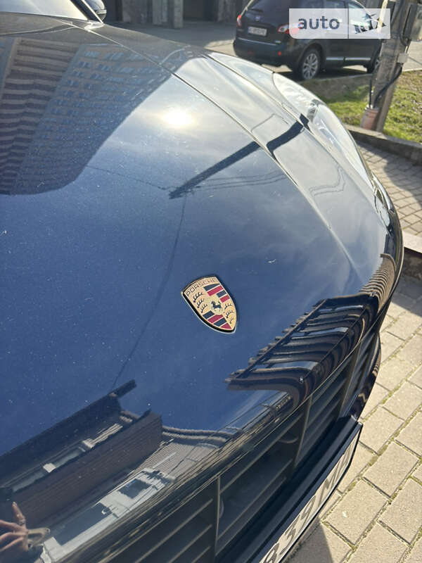 Позашляховик / Кросовер Porsche Macan 2018 в Києві