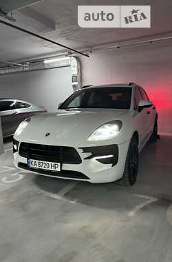 Внедорожник / Кроссовер Porsche Macan 2020 в 