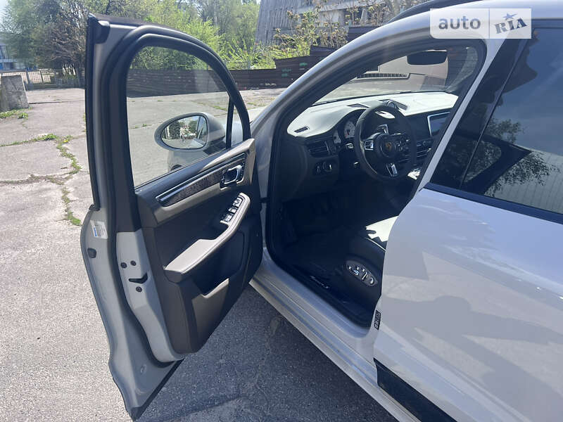 Позашляховик / Кросовер Porsche Macan 2019 в Дніпрі фото 8 Позашляховик / Кросовер Porsche Macan 2019 в Дніпрі