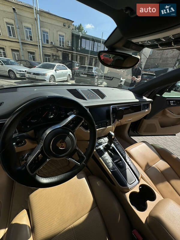 Внедорожник / Кроссовер Porsche Macan 2018 в Днепре фото 22 Внедорожник / Кроссовер Porsche Macan 2018 в Днепре
