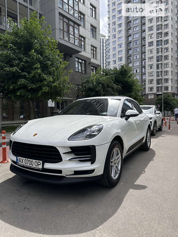 Позашляховик / Кросовер Porsche Macan 2020 в Києві