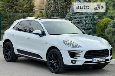 Porsche Macan 2015