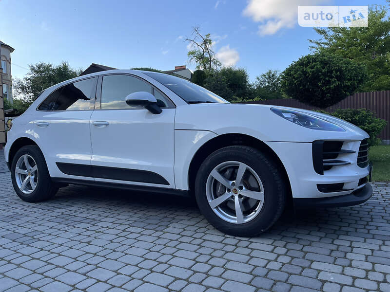 Внедорожник / Кроссовер Porsche Macan 2021 в Ивано-Франковске