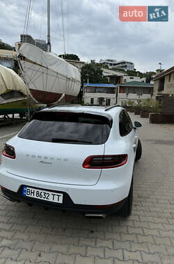 Внедорожник / Кроссовер Porsche Macan 2017 в 