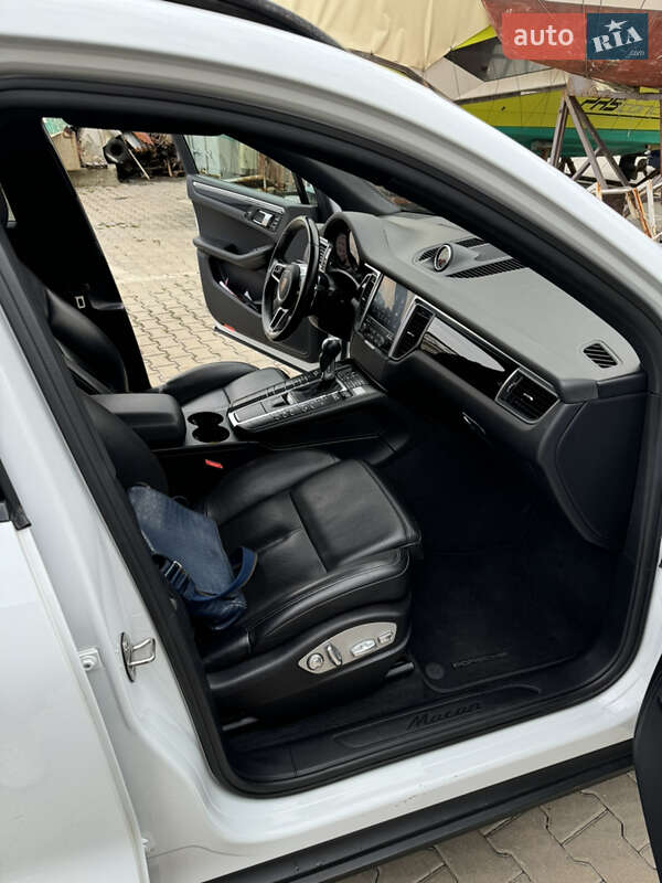 Внедорожник / Кроссовер Porsche Macan 2017 в Одессе фото 11 Внедорожник / Кроссовер Porsche Macan 2017 в Одессе