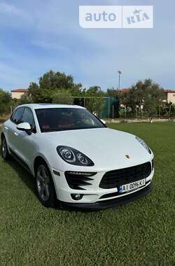 Porsche Macan 2016