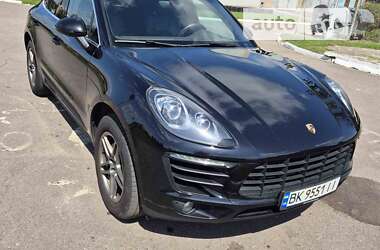 Внедорожник / Кроссовер Porsche Macan 2015 в Ровно