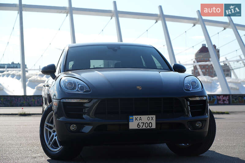 Позашляховик / Кросовер Porsche Macan 2018 в Києві