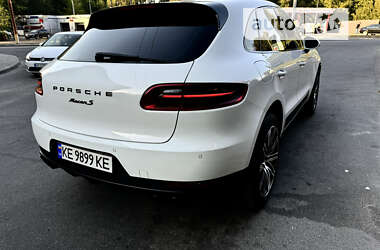 Внедорожник / Кроссовер Porsche Macan 2014 в 