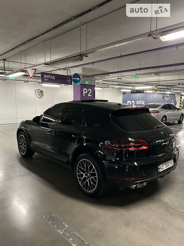 Внедорожник / Кроссовер Porsche Macan 2014 в Киеве