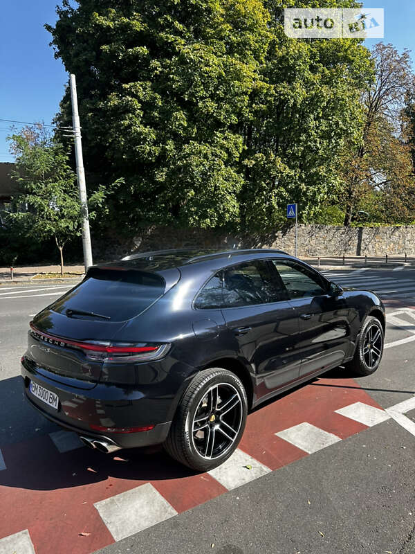 Внедорожник / Кроссовер Porsche Macan 2021 в Киеве