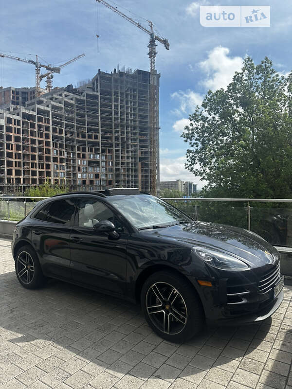 Внедорожник / Кроссовер Porsche Macan 2021 в Киеве