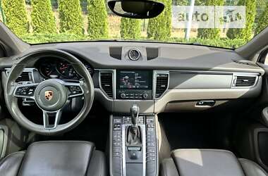 Внедорожник / Кроссовер Porsche Macan 2017 в 