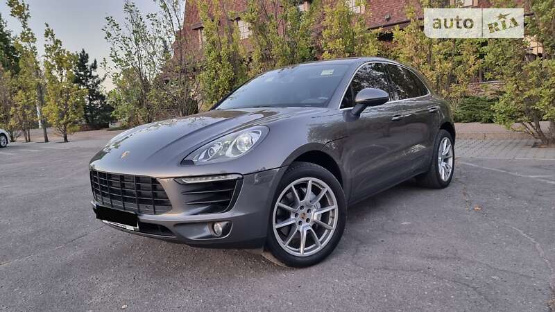 Внедорожник / Кроссовер Porsche Macan 2014 в Харькове