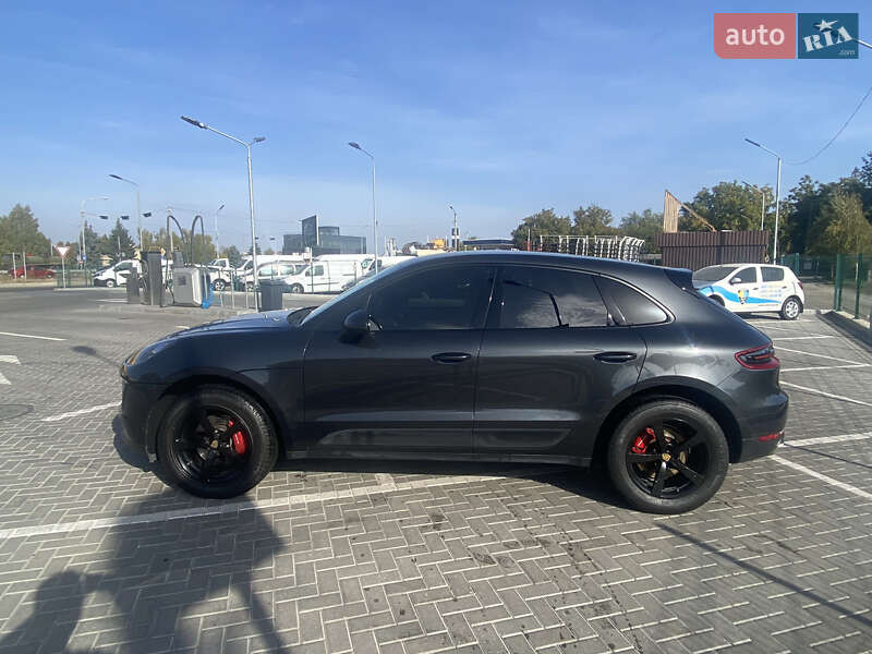 Позашляховик / Кросовер Porsche Macan 2016 в Дніпрі