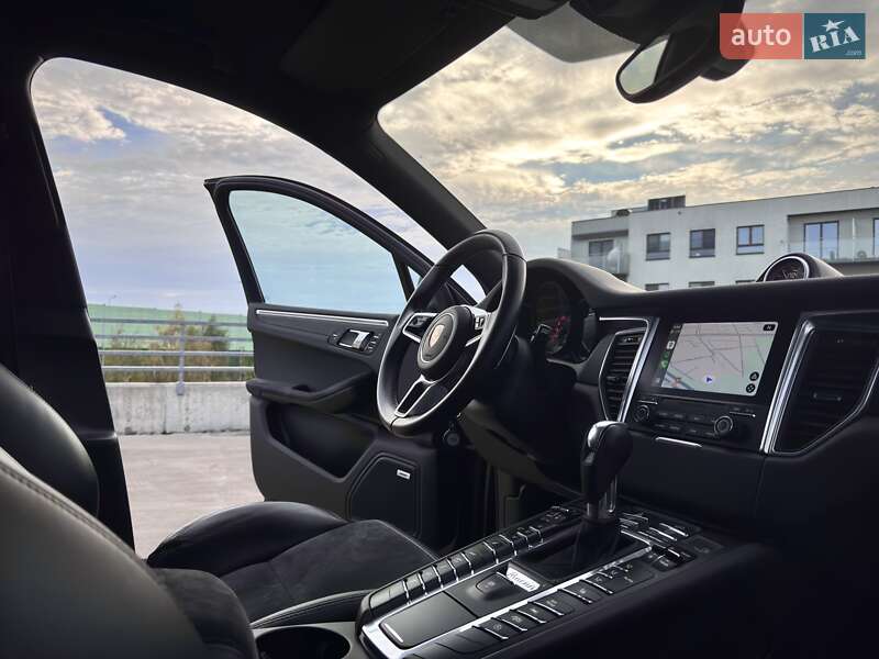 Внедорожник / Кроссовер Porsche Macan 2016 в Одессе