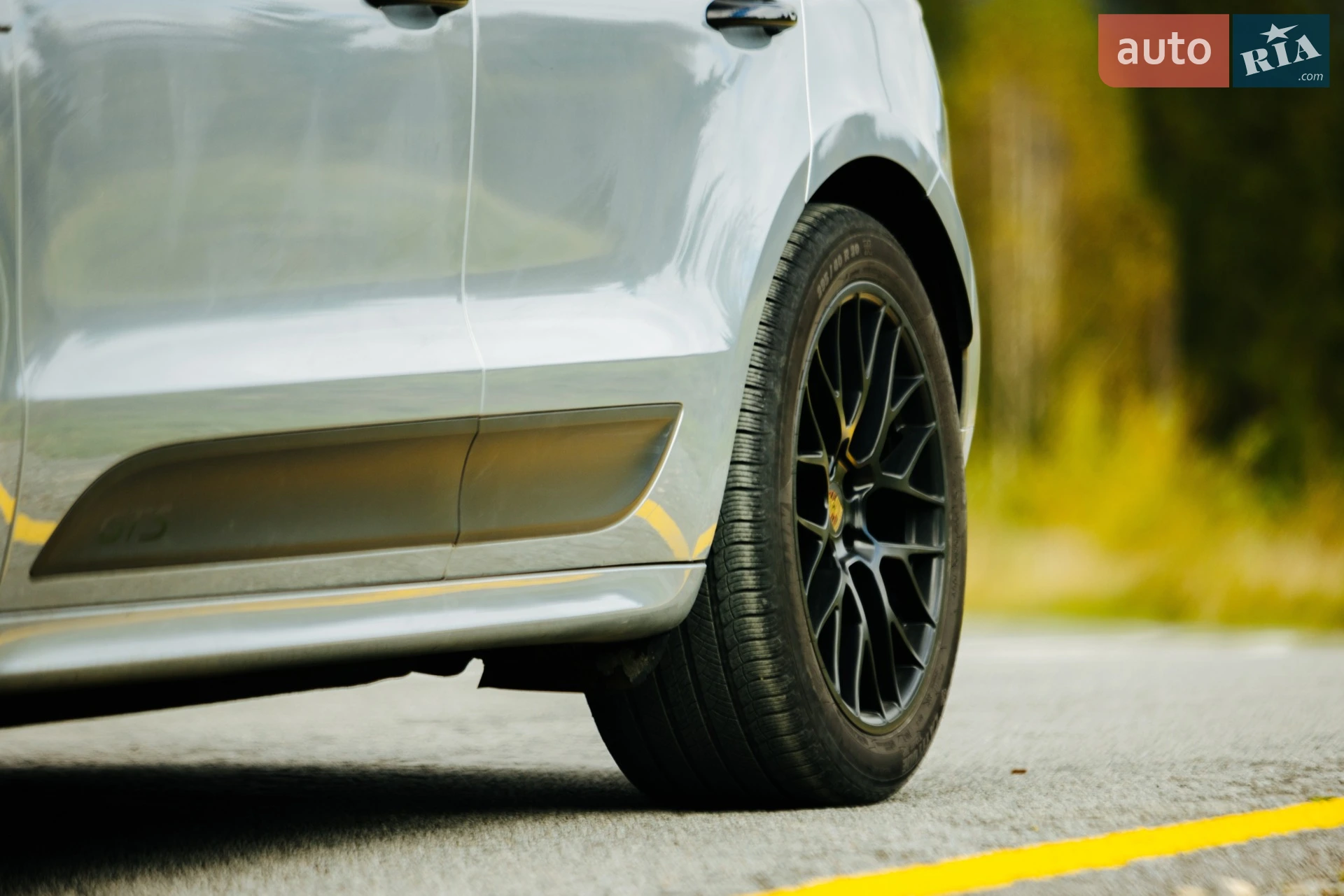 2020 Porsche Macan - мініатюра 4
