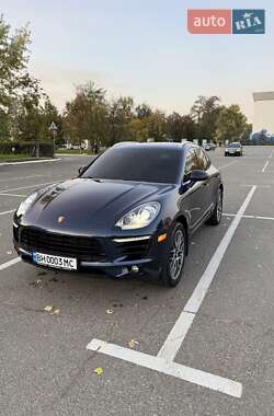 Porsche Macan 2015