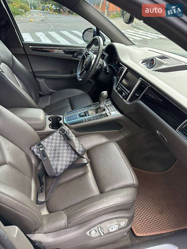 Внедорожник / Кроссовер Porsche Macan 2014 в Львове