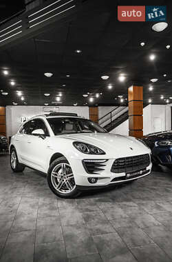 Porsche Macan 2015