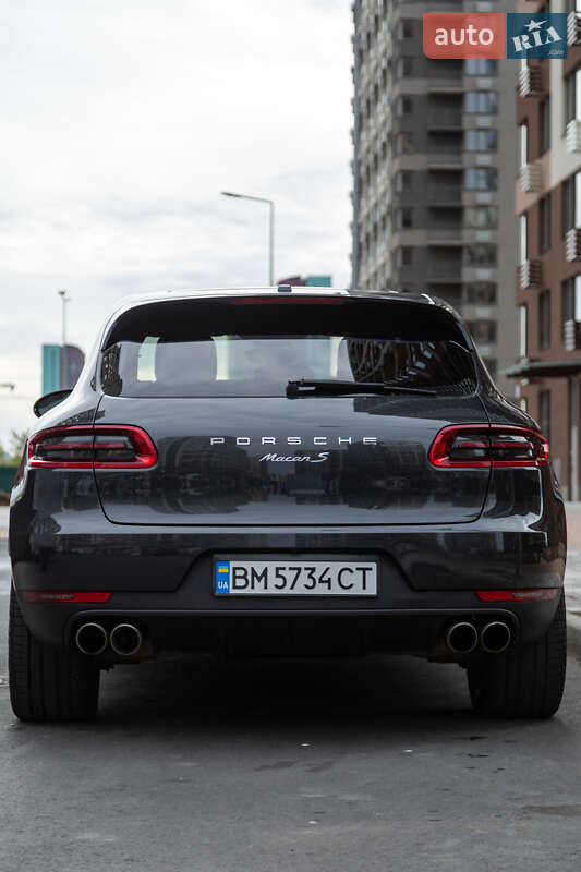 Внедорожник / Кроссовер Porsche Macan 2018 в Киеве фото 5 Внедорожник / Кроссовер Porsche Macan 2018 в Киеве