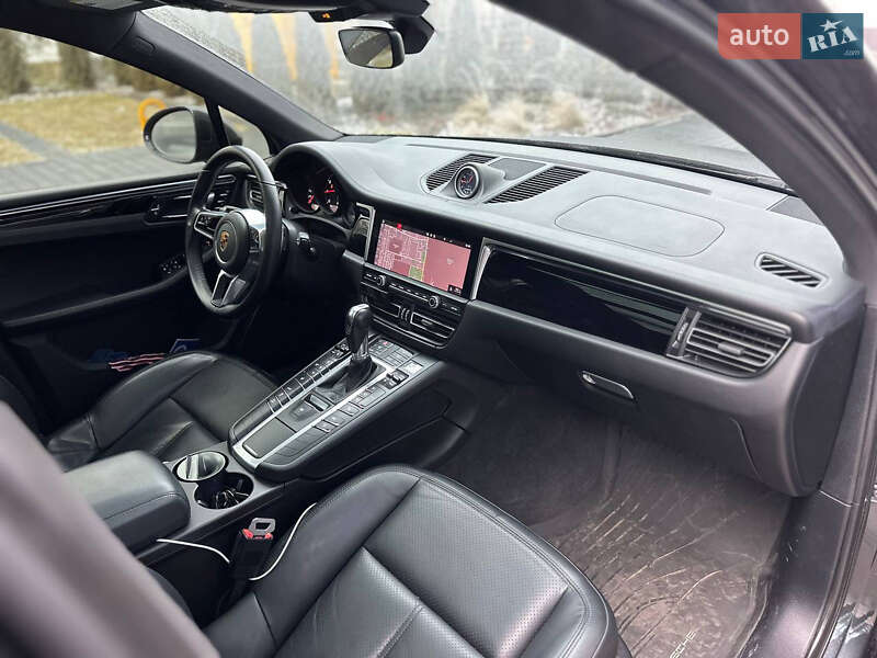 Позашляховик / Кросовер Porsche Macan 2021 в Львові