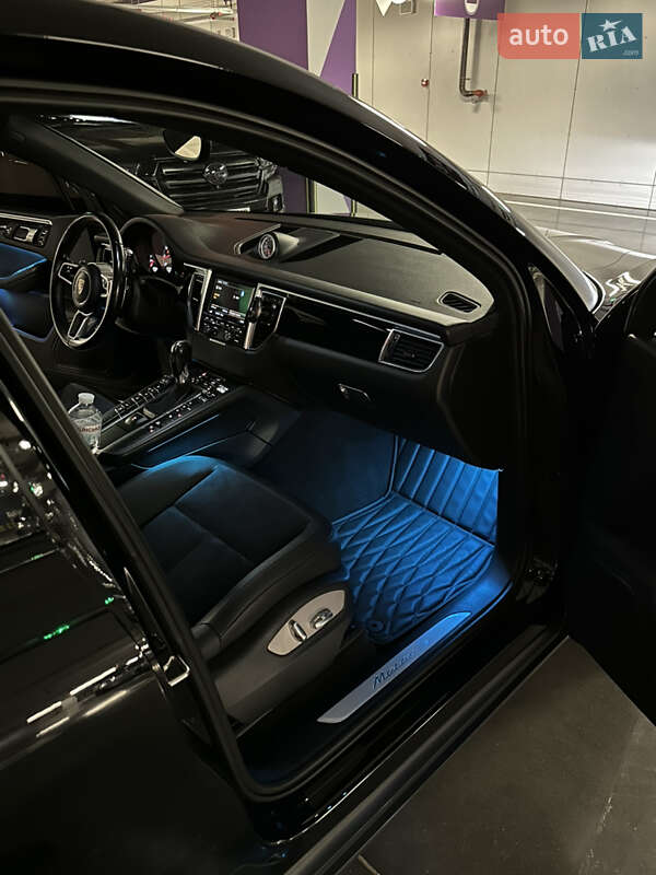 Позашляховик / Кросовер Porsche Macan 2014 в Києві фото 14 Позашляховик / Кросовер Porsche Macan 2014 в Києві