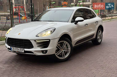 Porsche Macan 2016