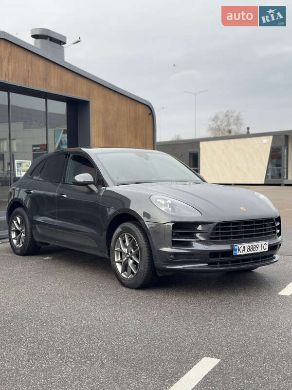 Внедорожник / Кроссовер Porsche Macan 2020 в Киеве