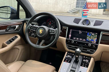 Внедорожник / Кроссовер Porsche Macan 2023 в 