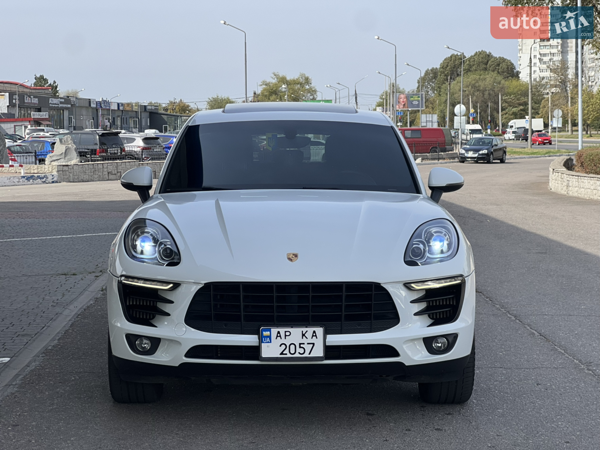 2015 Porsche Macan - мініатюра 8