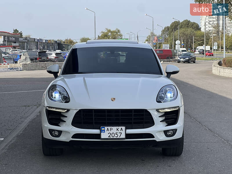 Внедорожник / Кроссовер Porsche Macan 2015 в Запорожье