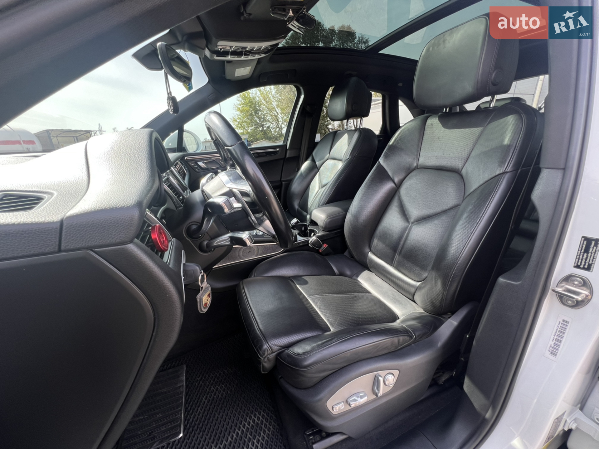 2015 Porsche Macan - мініатюра 29