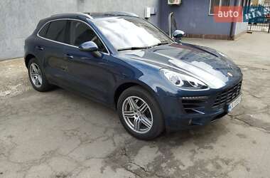 Позашляховик / Кросовер Porsche Macan 2014 в Києві