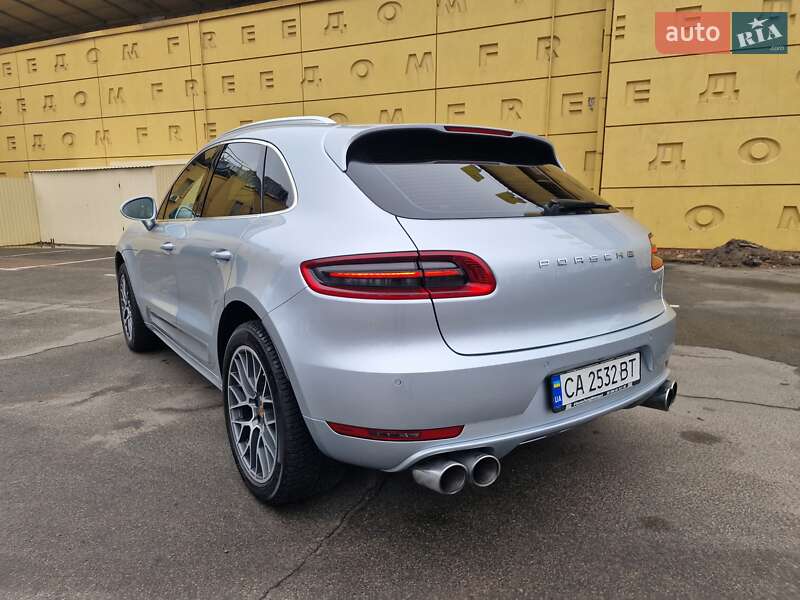 Внедорожник / Кроссовер Porsche Macan 2015 в Киеве