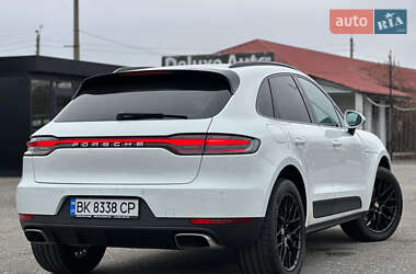 Позашляховик / Кросовер Porsche Macan 2021 в Києві