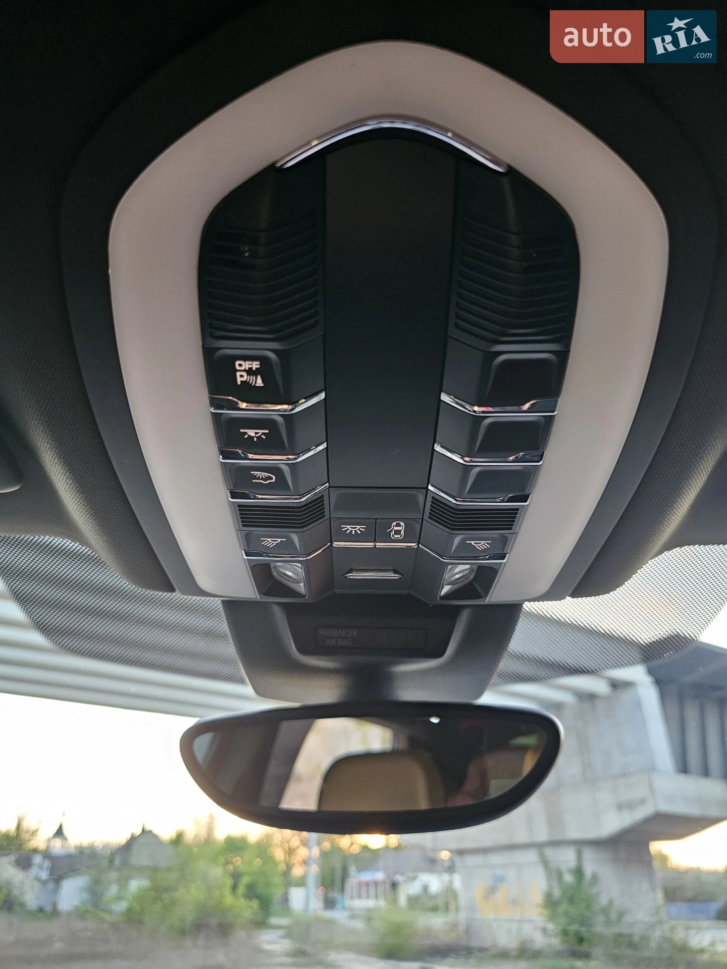 2016 Porsche Macan - мініатюра 5