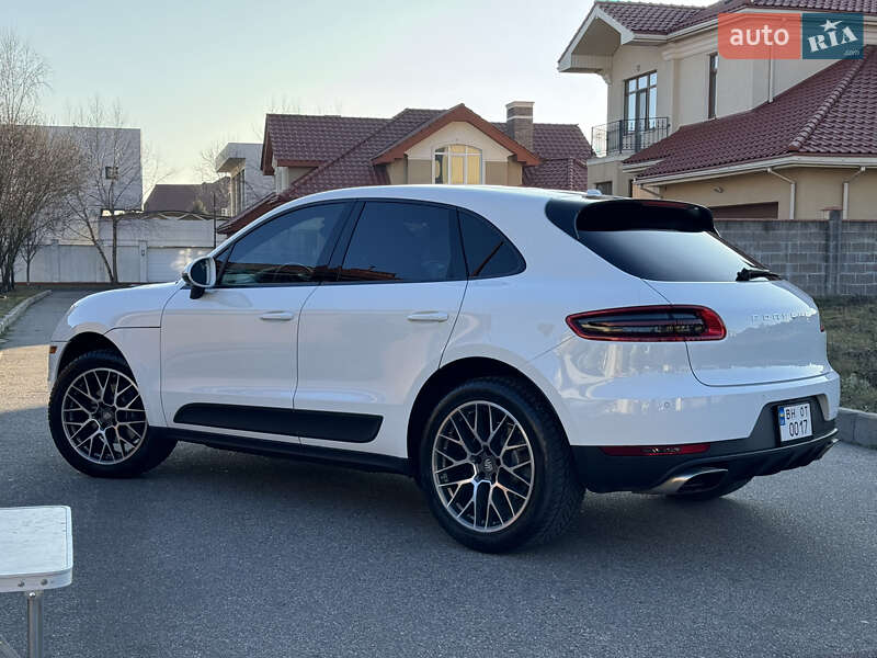 Внедорожник / Кроссовер Porsche Macan 2016 в Одессе