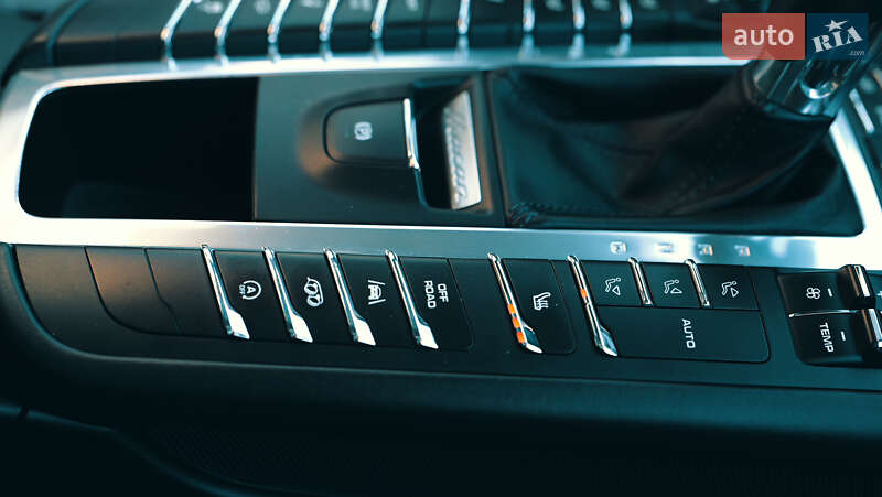 Внедорожник / Кроссовер Porsche Macan 2016 в Киеве фото 15 Внедорожник / Кроссовер Porsche Macan 2016 в Киеве