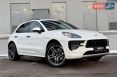 Позашляховик / Кросовер Porsche Macan 2020 в 