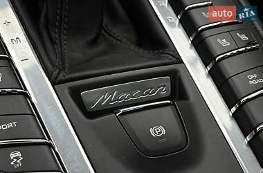 Внедорожник / Кроссовер Porsche Macan 2017 в 