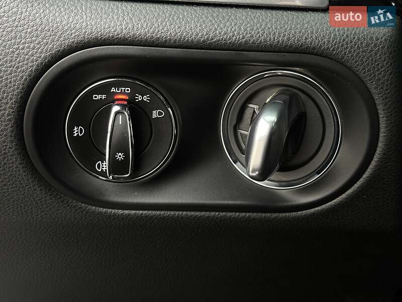 Позашляховик / Кросовер Porsche Macan 2017 в Мукачевому