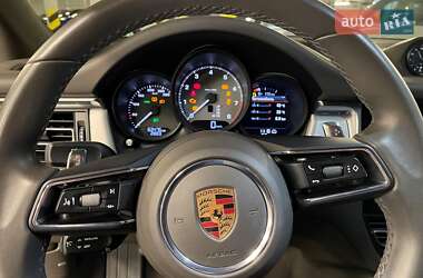 Внедорожник / Кроссовер Porsche Macan 2022 в 