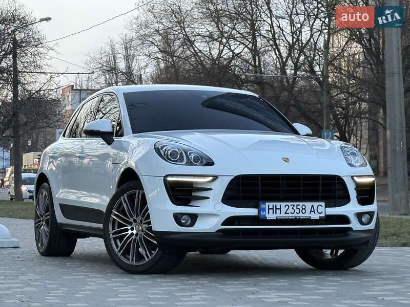 Внедорожник / Кроссовер Porsche Macan 2017 в Одессе