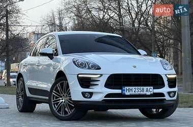 Внедорожник / Кроссовер Porsche Macan 2017 в 