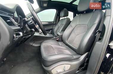 Внедорожник / Кроссовер Porsche Macan 2016 в 